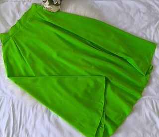 Falda larga corte circular elástica M