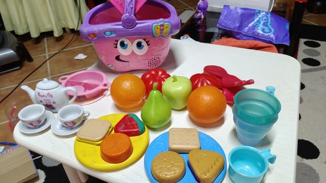 Cesta de pícnic VTech Rosa ,cocinita y ustensilios