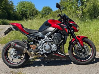 Kawasaki Z900 Full Performance