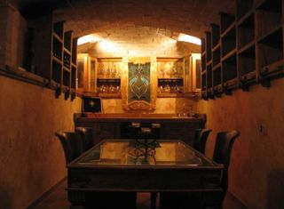 Puertas antiguas bodegas lujo y exclusiva