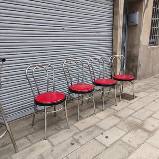 Sillas de cafetería y taburetes de diseño Thonet 