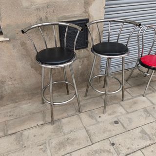 Sillas de cafetería y taburetes de diseño Thonet 