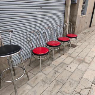 Sillas de cafetería y taburetes de diseño Thonet 