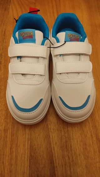Deportivas SONIC infantiles nuevas sin estrenar
