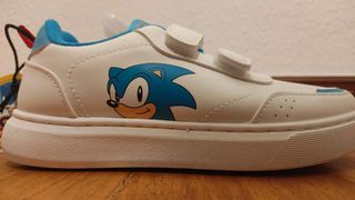 Deportivas SONIC infantiles nuevas sin estrenar