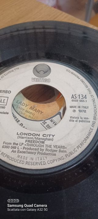 Singoli 45 giri: Crocodile Rock & Fireball artisti