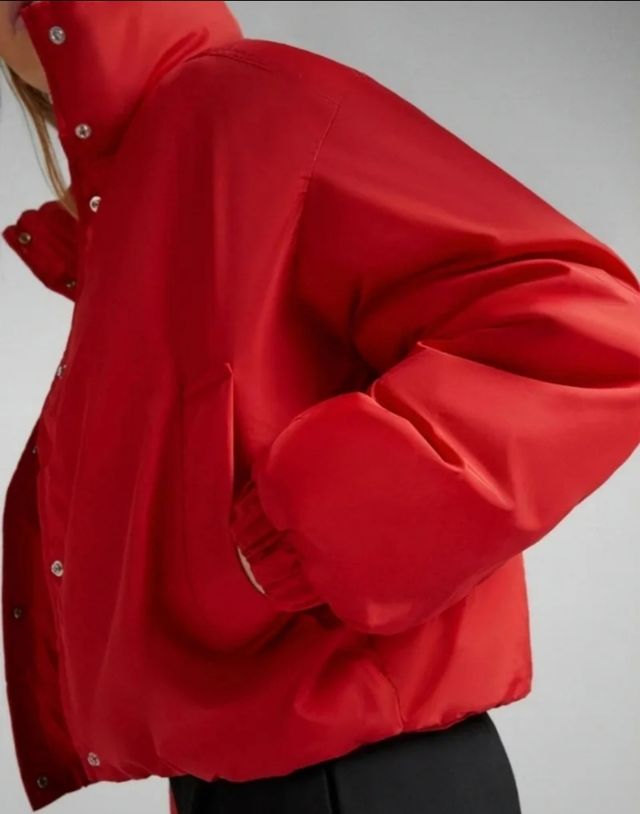 Cazadora roja puffy acolchada