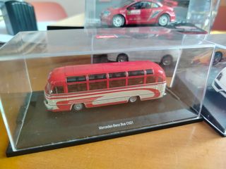 MERCEDES - BENZ BUS O321 - SCHUCO 1/87