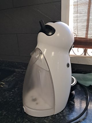 Cafetera dolce gusto blanca 
