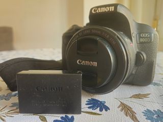 Canon EOS 800D