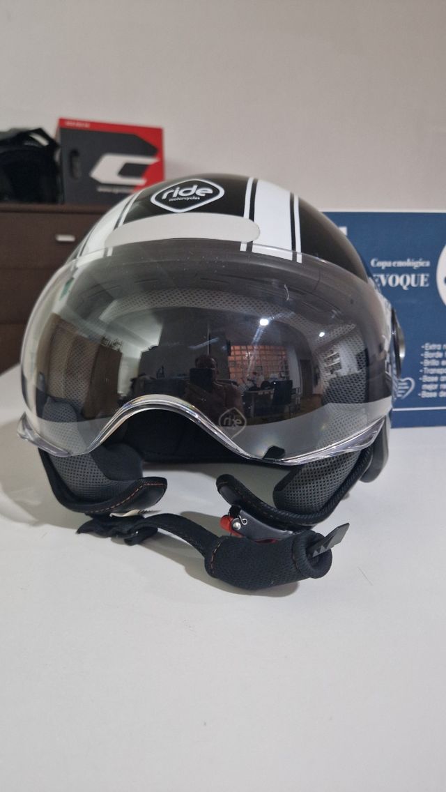 Casco moto talla xl marca Ride