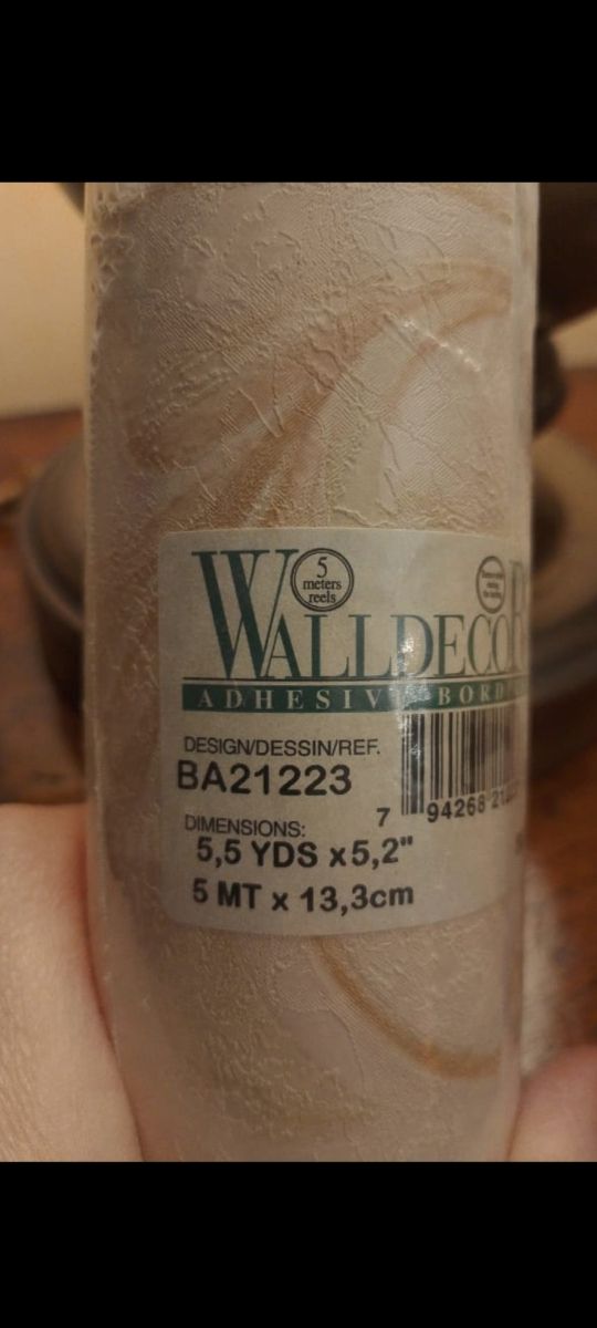 FASCIA ADESIVA PER PARETI