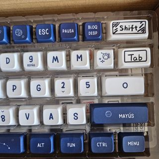 Teclado mecánico español con USB NUEVO