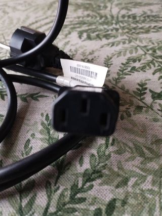 Cable alimentación.