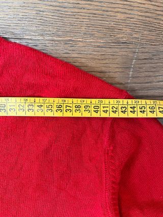 Tommy Hilfiger VNeck Jumper  Size M