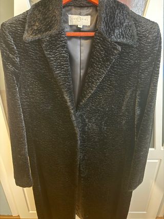 Abrigo Cortefiel negro imitación astracán talla 7