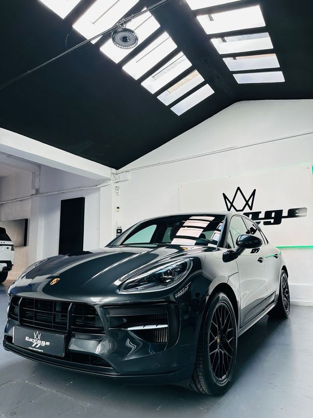 Porsche Macan 2021