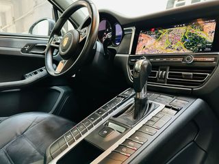 Porsche Macan 2021