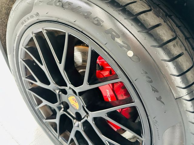 Porsche Macan 2021