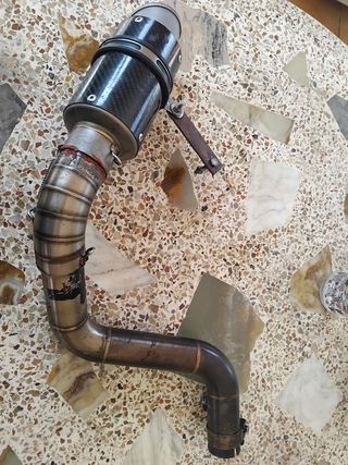 Tubo escape carbono moto kart