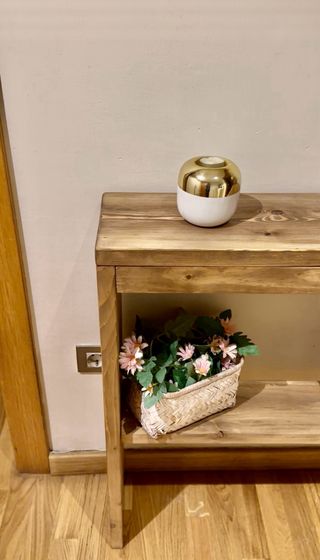 Consola en madera maciza