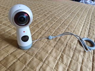 Samsung Gear 360 - Cámara 360º