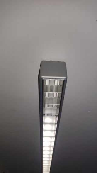 Lámpara barra superficie