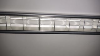 Lámpara barra superficie