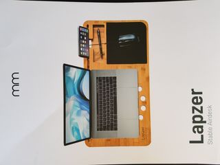 Escritorio de bambú LAPZER sin abrir.