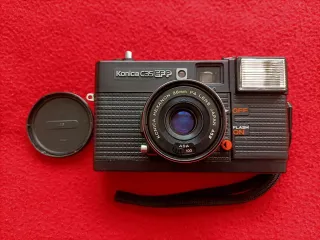 Cámara de fotos analógica Konica C35 EFP