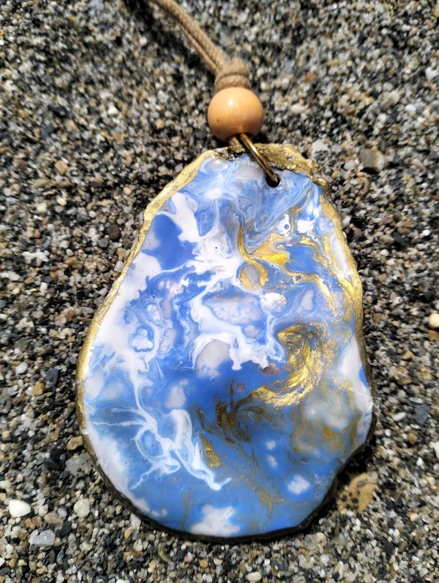 Collar azul con dorado | Técnica pouring