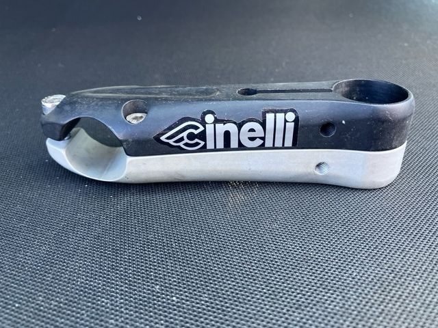 Attacco manubrio Cinelli Sesamo