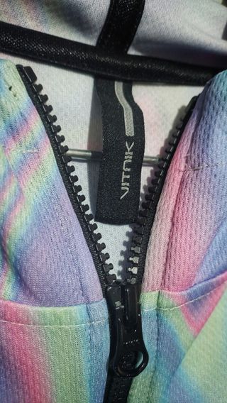 Sudadera Vitnik psicodélica