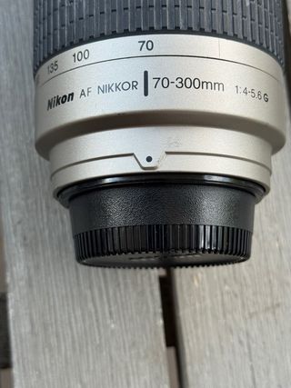 Objetivo Nikon AF Nikkor 70-300mm f/4-5.6G