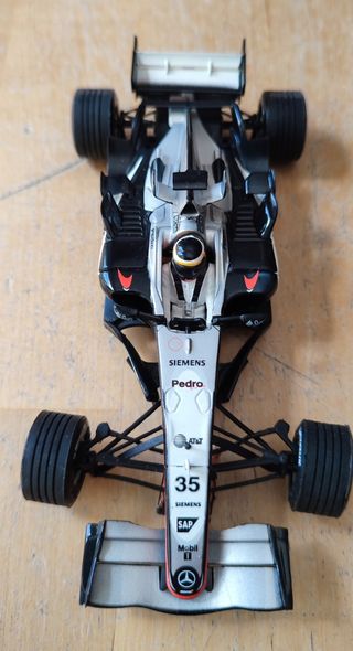 Scalextric McLaren Pedro de la Rosa
