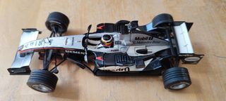 Scalextric McLaren Pedro de la Rosa