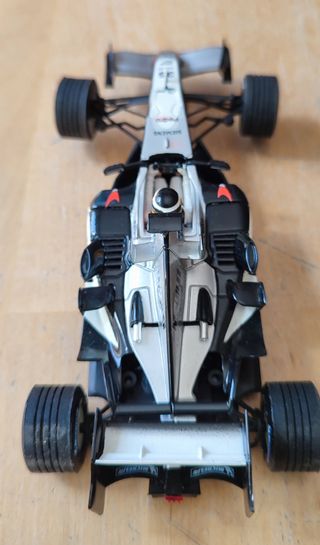 Scalextric McLaren Pedro de la Rosa