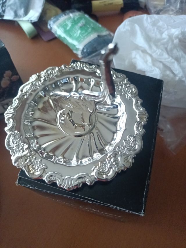 3:Anilleros plateados - Elegante