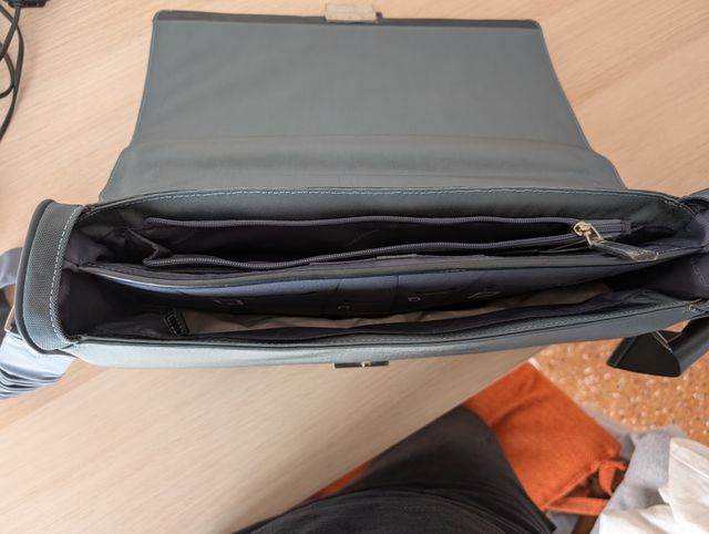 Borsa Piquadro porta PC 15" espandibile grigio