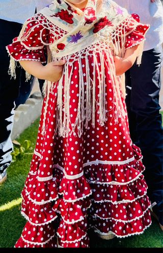 Vestido niña flamenca lunares beige y fondo rojo