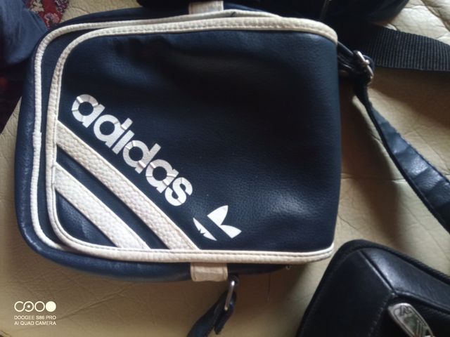 Lotto di 3 borsotti di cui uno dell'adidas