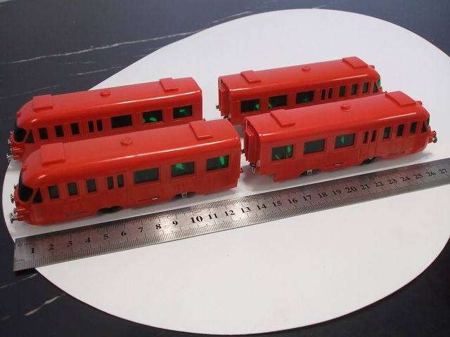 Lote de 2 automotores - Rima