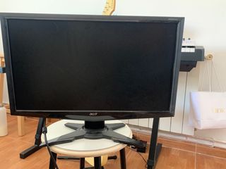 TV Thomson 32" para arreglar y Monitor (funciona)