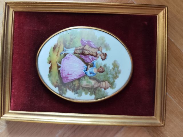 Dos Camafeos Época Enmarcados