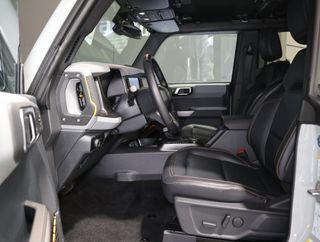 Ford Bronco 2024