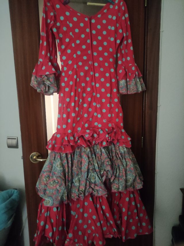 Traje Flamenca fucsia lunares