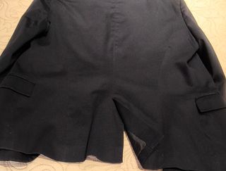 Americana Zara azul marino.Bolsillos laterales.