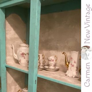 Vitrina perfecto estado.  Medidas: 178 x 36 x 102