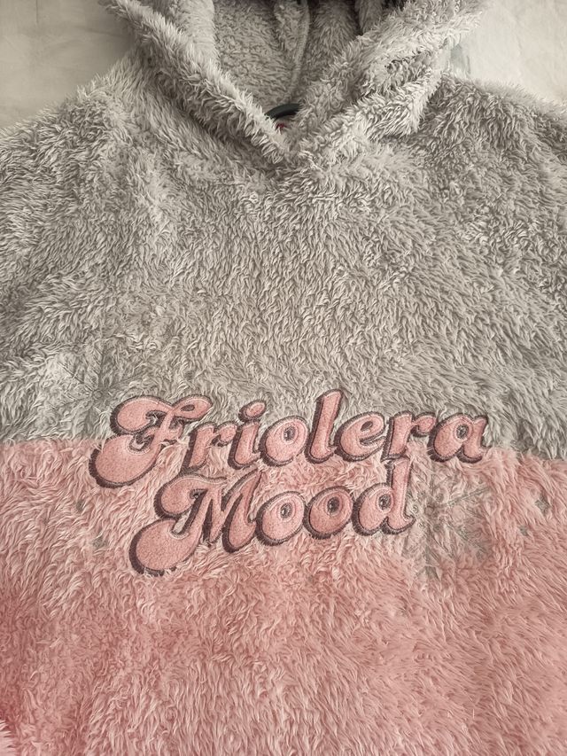 Sudadera La vecina rubia