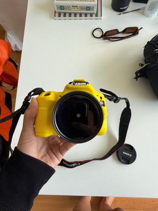 Canon EOS 250D Objetivo 1855mm IS STM  Como nueva